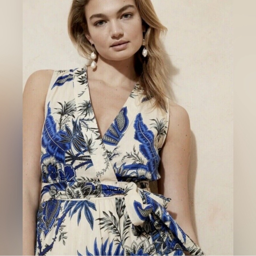Banana Republic Blue and Cream Mini Dress
